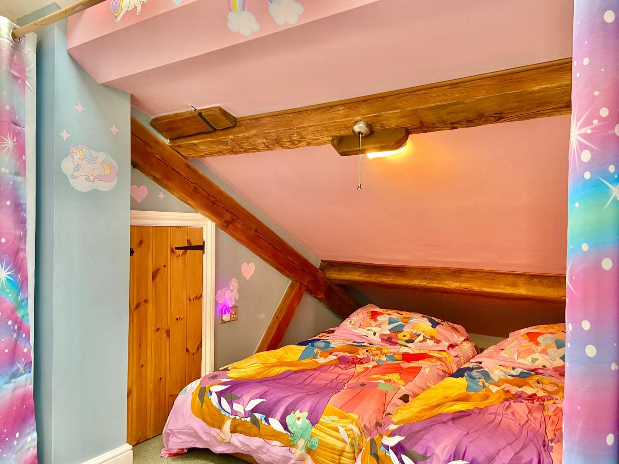 Villa Squirrel Barn Milwich Exterior foto